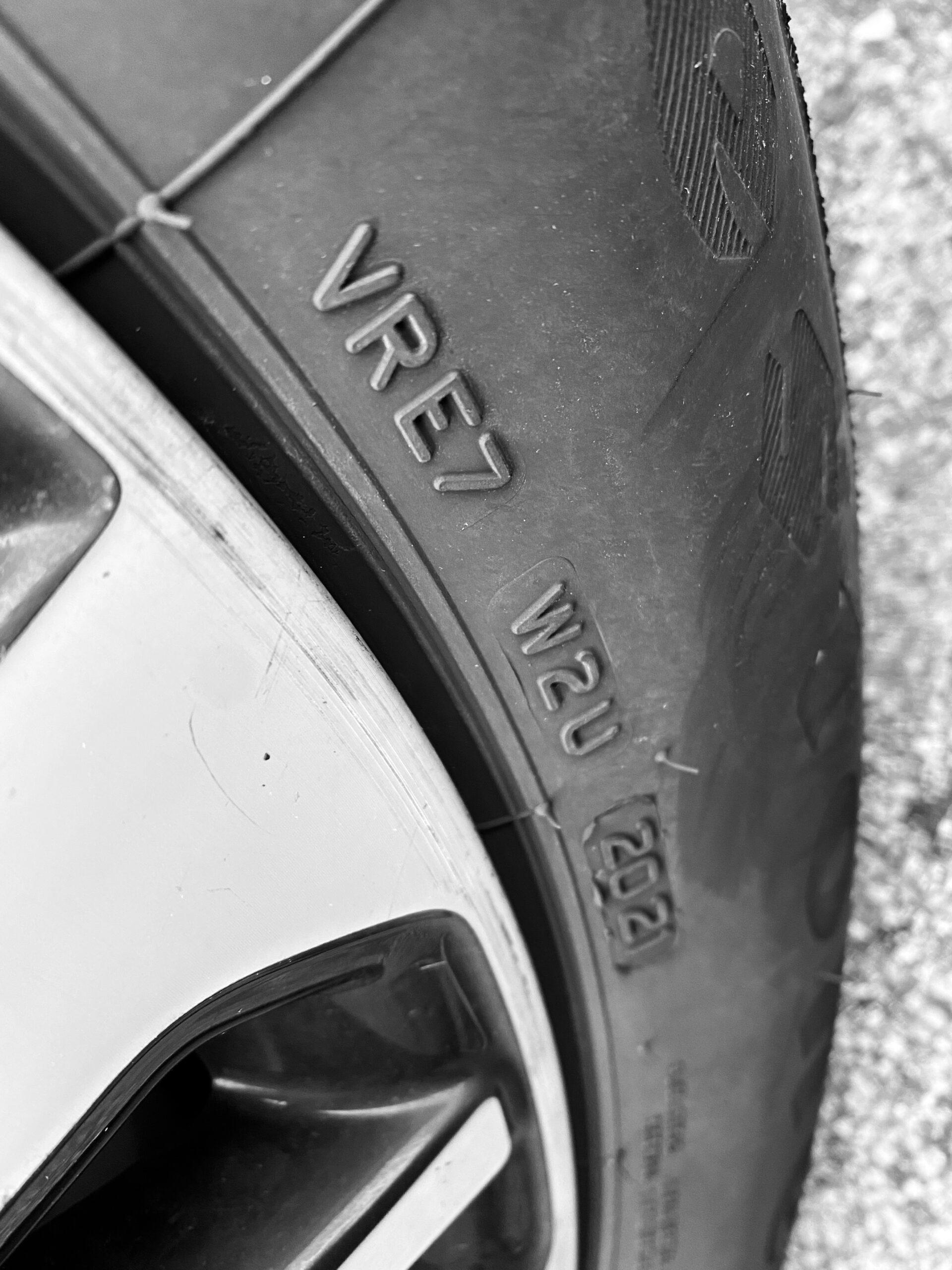 DOT pneus une date de péremption ou de fabrication du pneumatique prise en compte au niveau