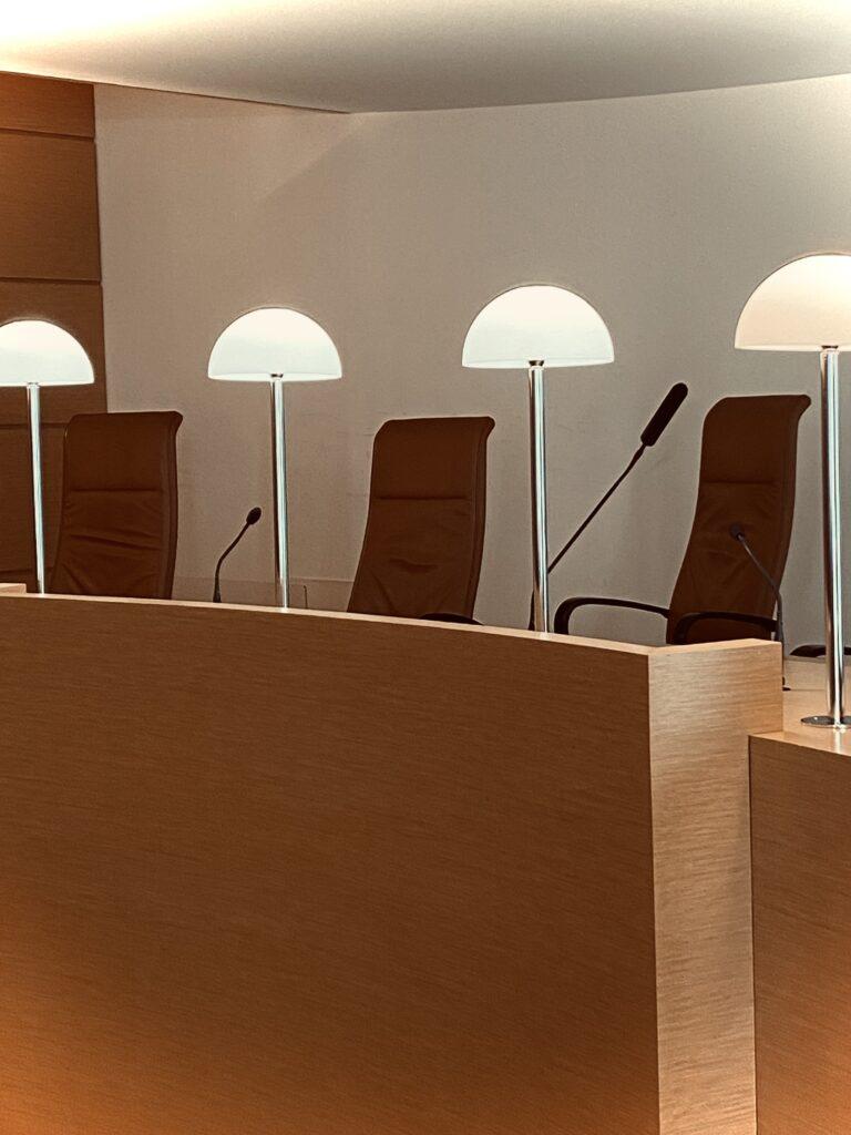 comment se passe une audience au tribunal